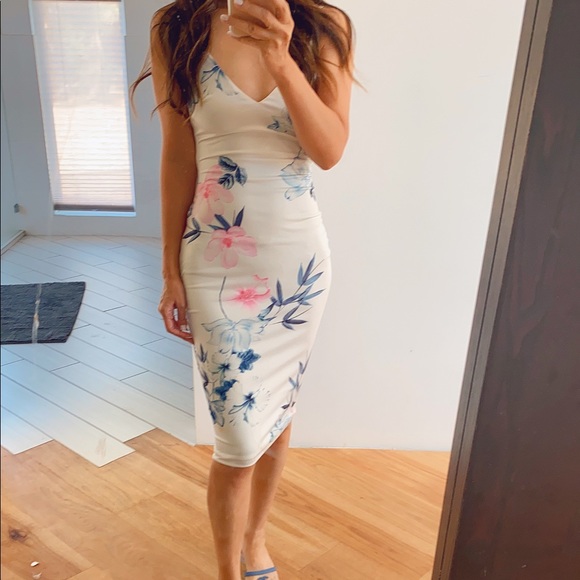 Hello Molly Dresses & Skirts - Thin straps sexy midi flora dress